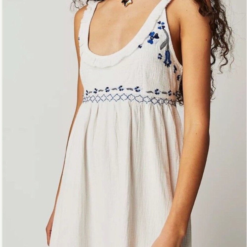 Free People Sleeveless White and Blue Mini Sundress